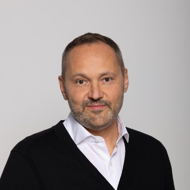 Dr. Paulinyi Gergely DLA